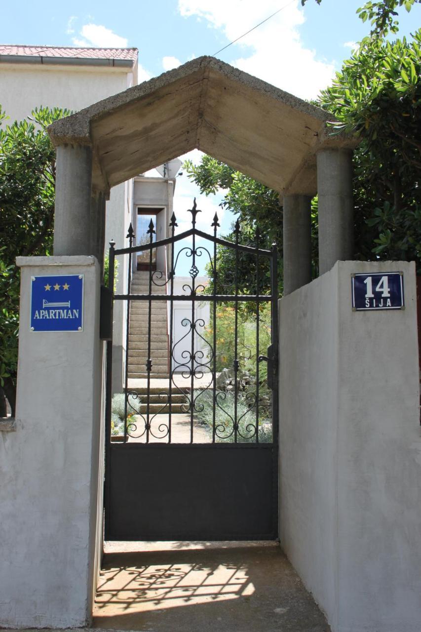 Apartmani Dienes Novi Vinodolski Exterior foto