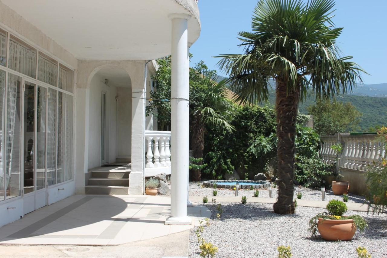 Apartmani Dienes Novi Vinodolski Exterior foto